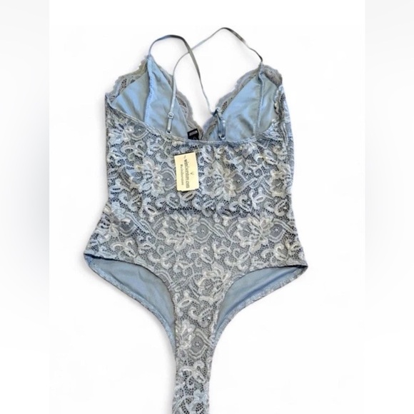 NWT Windsor Light Blue Lace Bodysuit. Medium - Picture 5 of 6